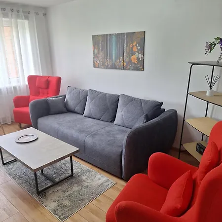 Spacious & Sunny With A Balcony Tartu